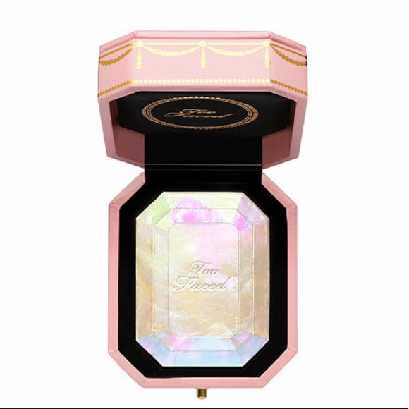 Too faced Diamond Light Highlighter